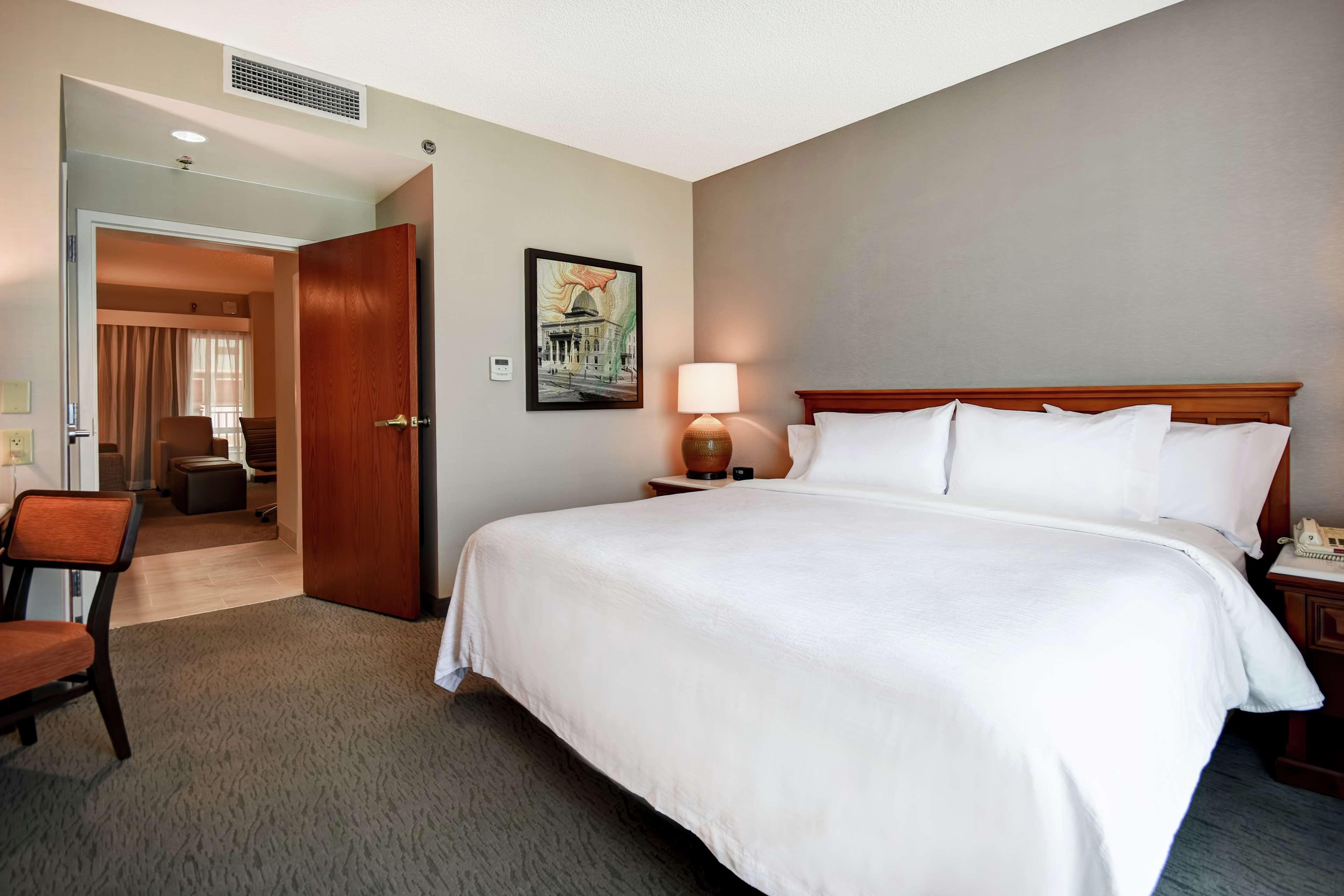 Embassy Suites Little Rock Buitenkant foto