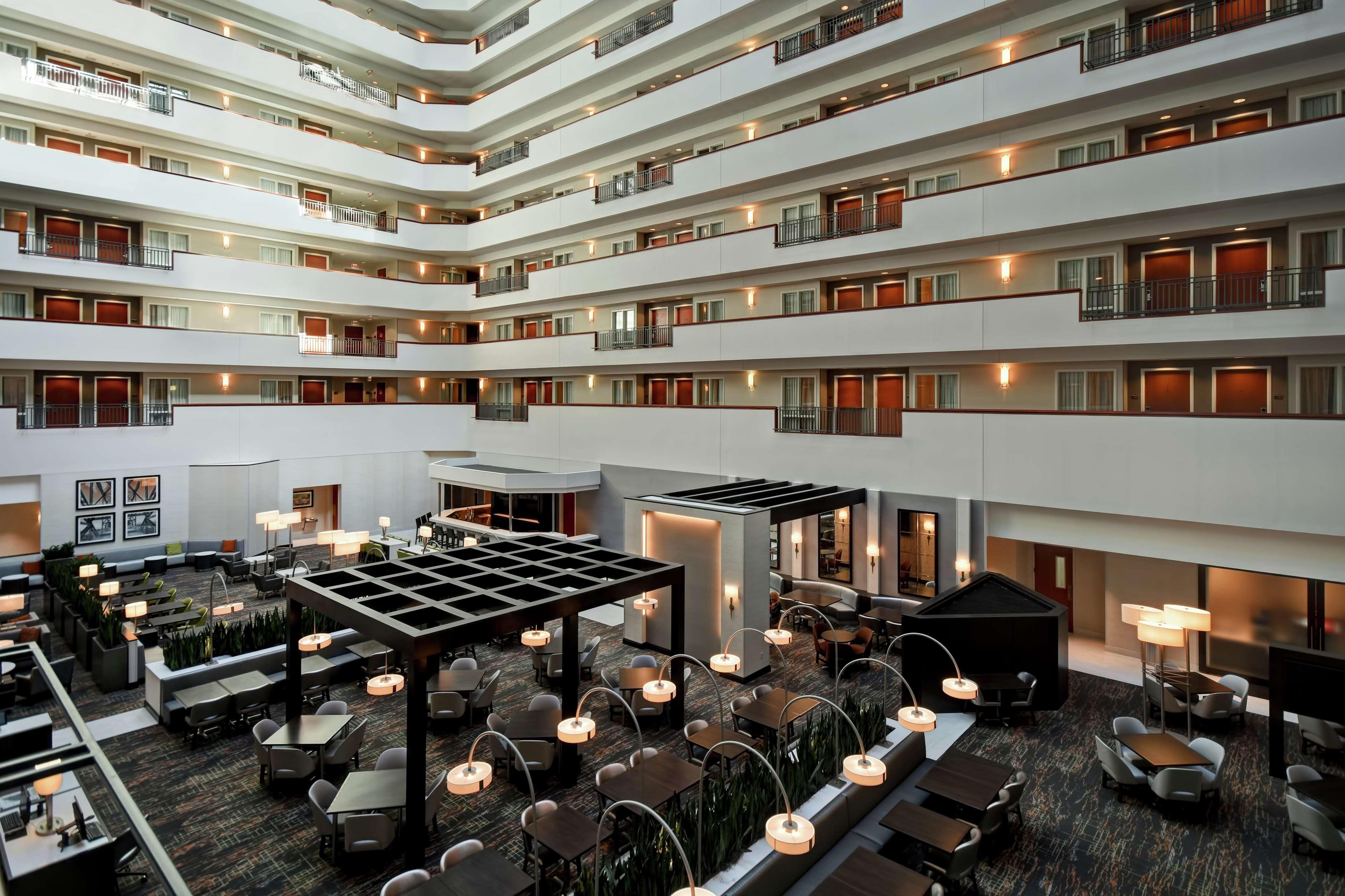 Embassy Suites Little Rock Buitenkant foto